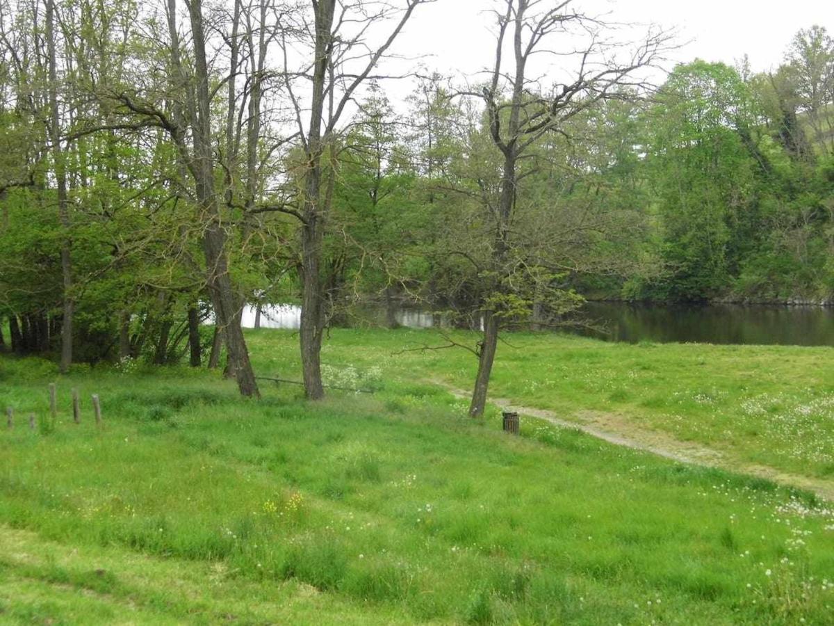 Villa Joli Petit T2 Calme Au Bord De Leau Vieille-Brioude Exterior foto